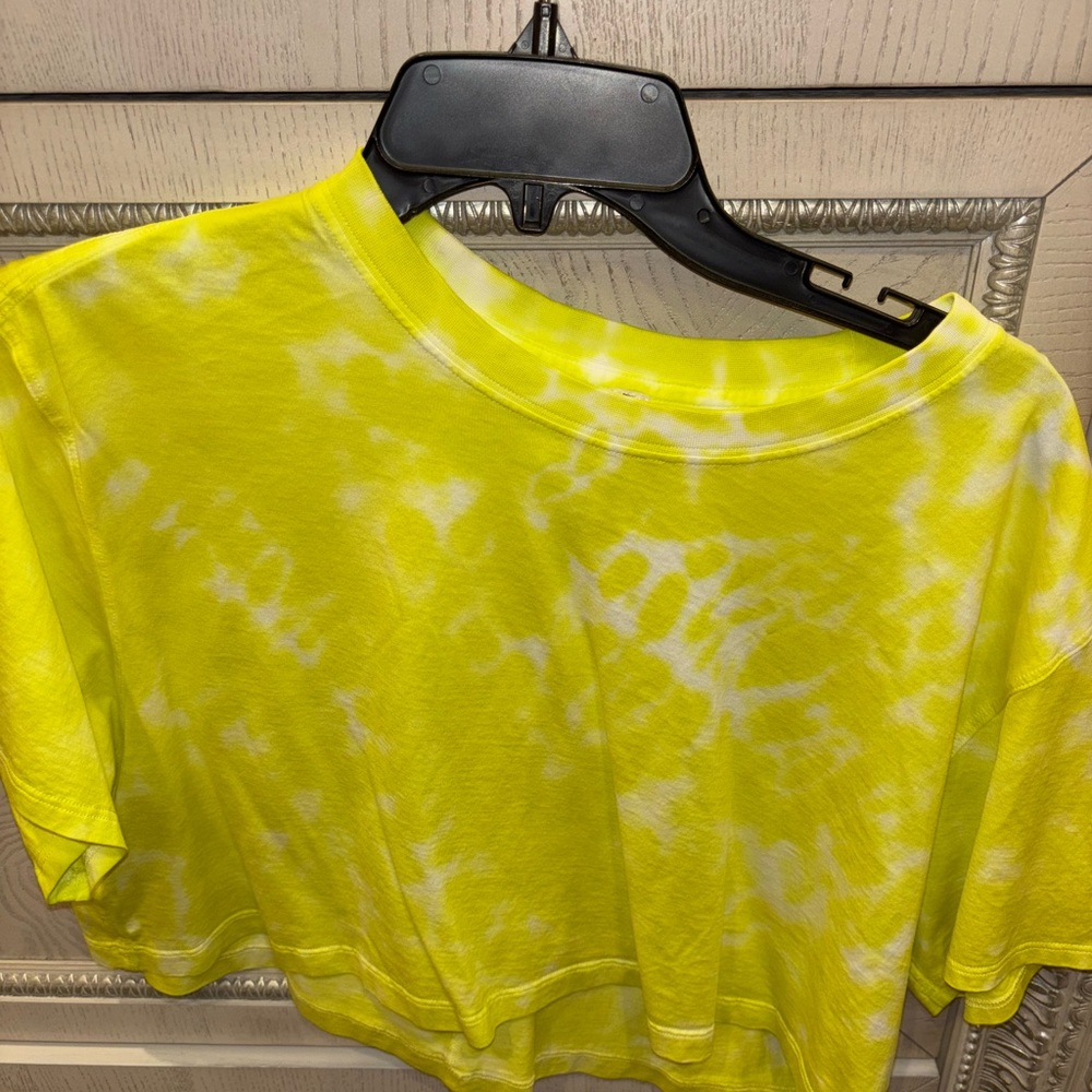 Lululemon Athletica Neon Yellow Tie-Dye Crop Top